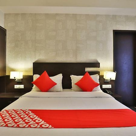Hotel Magnum Inn Джунагадх Экстерьер фото
